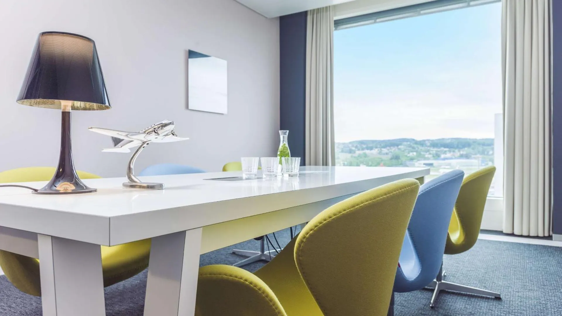 Radisson Blu Hotel Zurich Airport Kloten 4*,