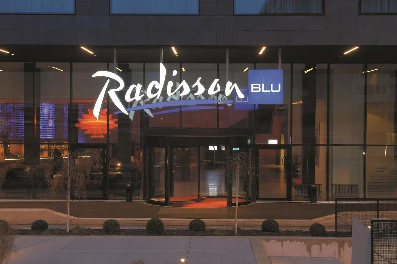 Radisson Blu Hotel Zurich Airport 克洛滕